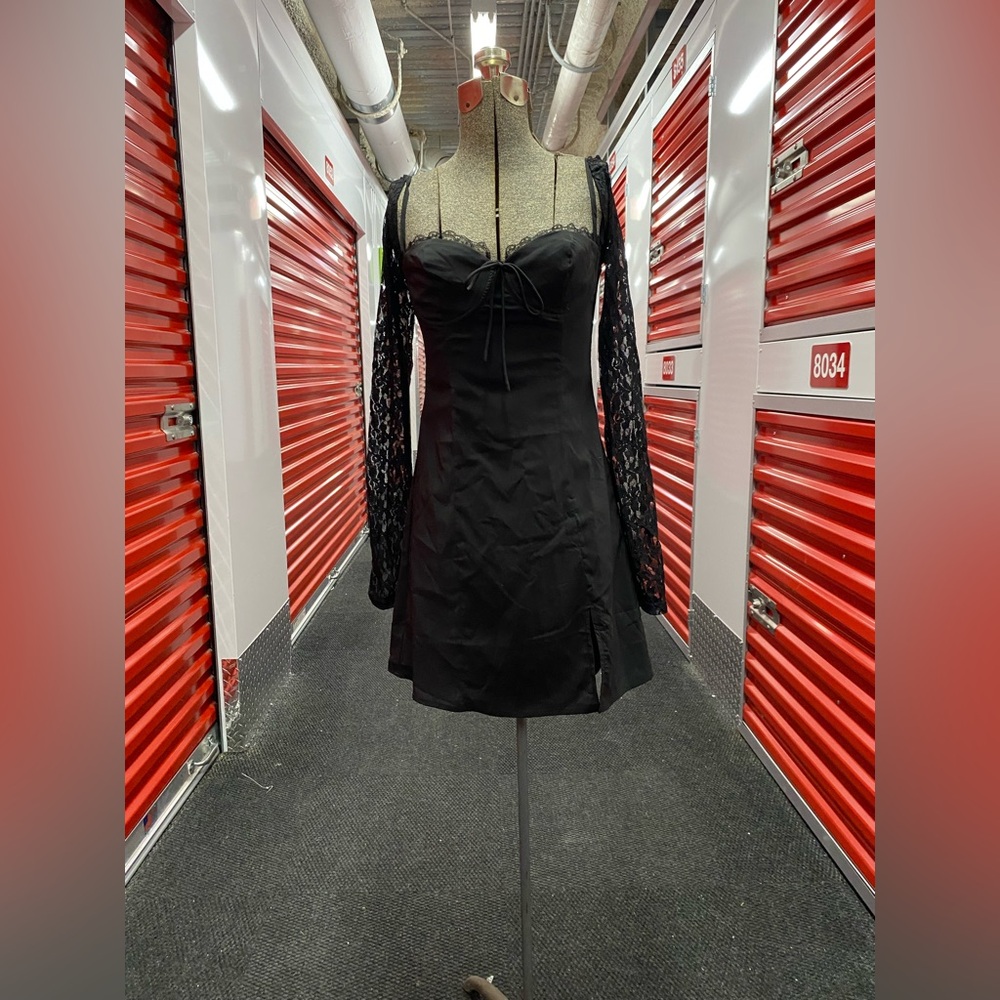 NWT Princess Polly Black Lace Sleeve Dress